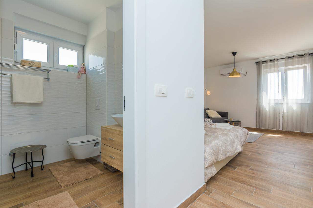 Apartments Marta 1 Zadar Extérieur photo