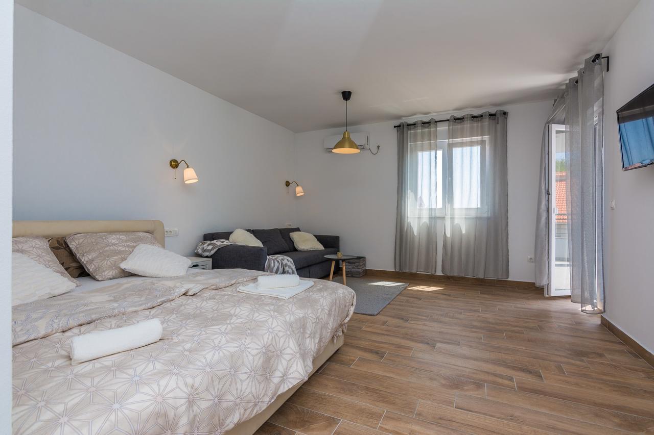 Apartments Marta 1 Zadar Extérieur photo