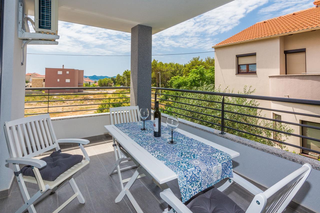 Apartments Marta 1 Zadar Extérieur photo