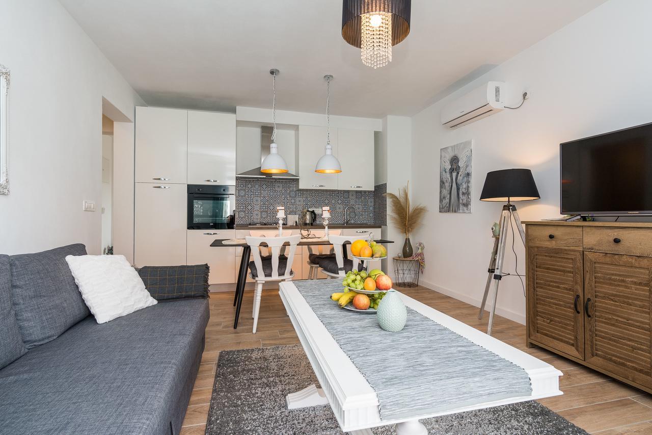 Apartments Marta 1 Zadar Extérieur photo
